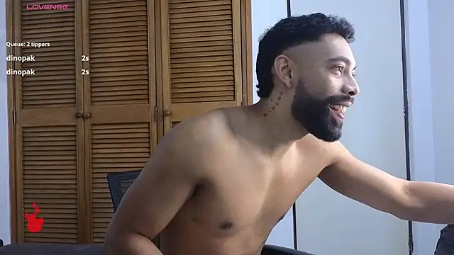 Blade millerr online show from May 31, 12:37 pm