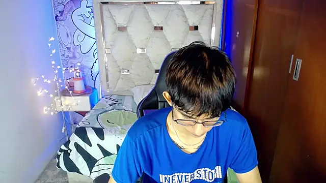 zxvn n online show from June 3, 2:33 pm