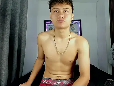 Fuck Bunnnyy online show from May 31, 12:37 pm