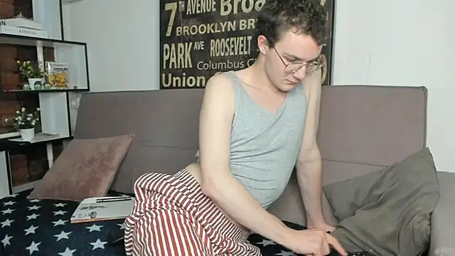 FableDusk online show from May 26, 1:51 pm