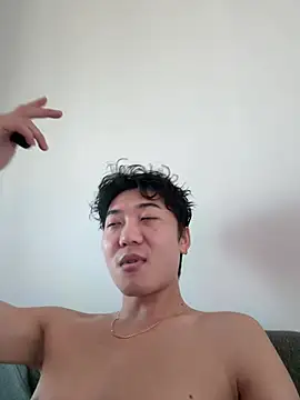 YourBadboy718 online show from May 28, 7:39 am