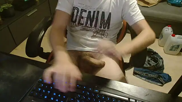 Pat CumShow4Dad online show from July 30, 9:47 pm
