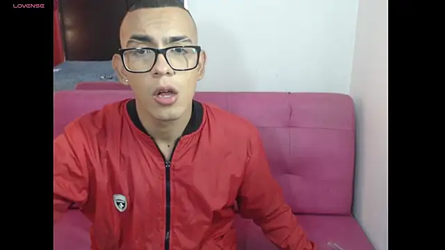 maximiliano hotdevil online show from June 2, 3:07 am