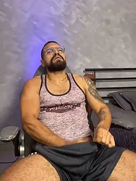 RoccoSaenz online show from May 28, 6:39 pm