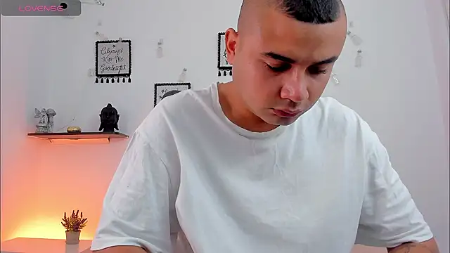 DamianBlazze online show from May 28, 1:09 pm