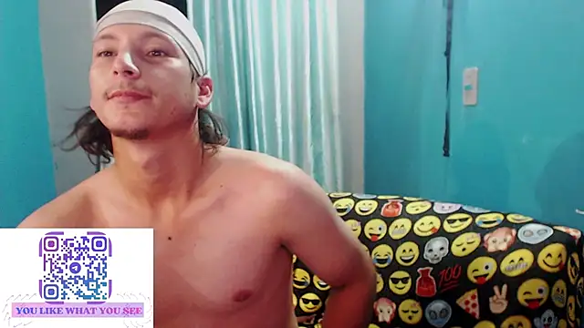 MrKingsaintx online show from July 1, 1:39 am