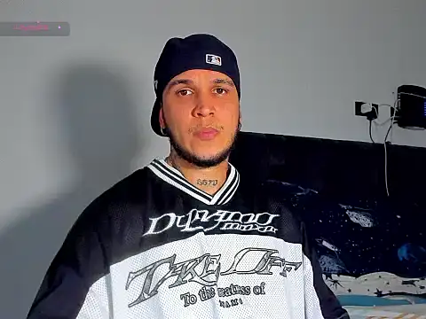 jacob lautnerr online show from June 3, 12:01 am