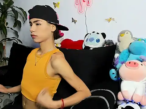 Playboy andeer online show from June 5, 4:28 am