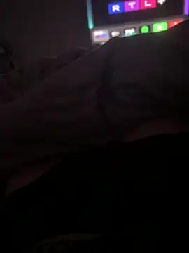 Noahxxvx online show from June 2, 5:19 am