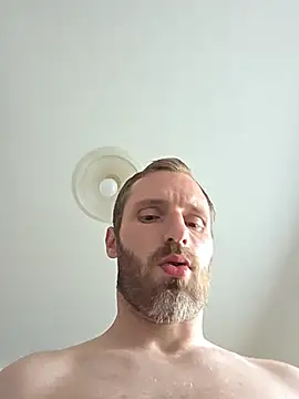 MrHot20cm online show from June 19, 3:28 pm