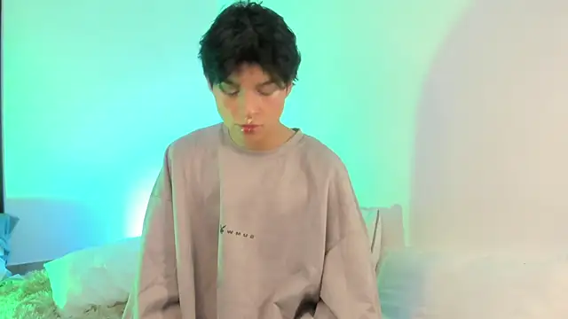 Aleaurarashii online show from July 17, 4:41 am