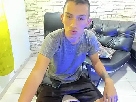 john santos  online show from August 1, 8:52 pm