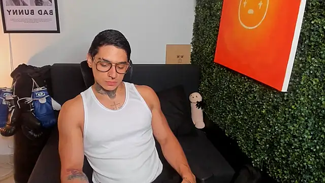 Simon cortes online show from July 26, 11:51 am