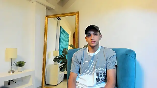 luca gael online show from June 7, 1:40 pm