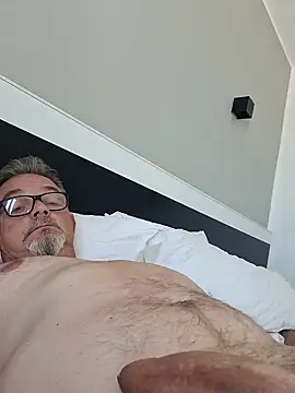 Cyrillus69 online show from June 19, 1:27 pm