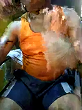 Lawrencedlkk007 online show from April 16, 9:09 am