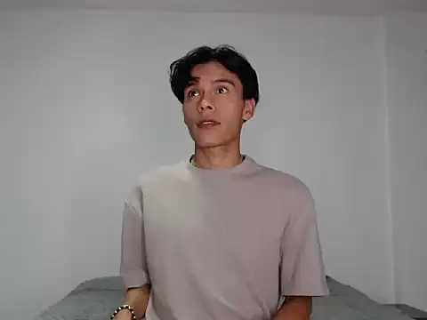 AlexKenm online show from June 16, 2:58 am