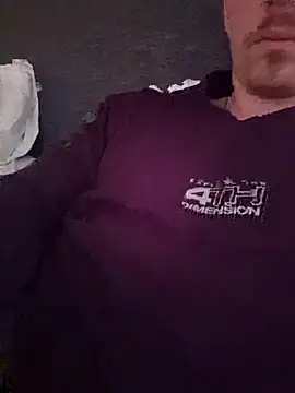 hotnycarloss1 online show from June 22, 5:28 pm