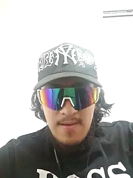 ALEXANDERCHILUDO online show from July 23, 3:15 am