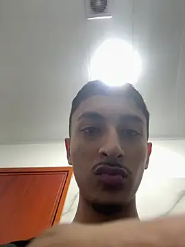 Stockholm Love online show from June 27, 2:47 am