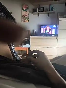 pollastron691998 online show from July 18, 12:54 pm