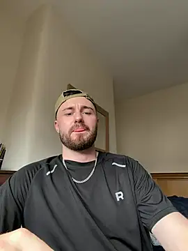 HelloFrankieboy online show from July 1, 2:18 pm