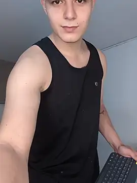 MaxCruz  online show from July 6, 8:43 pm