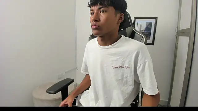 jordan cum18 online show from August 3, 9:21 pm