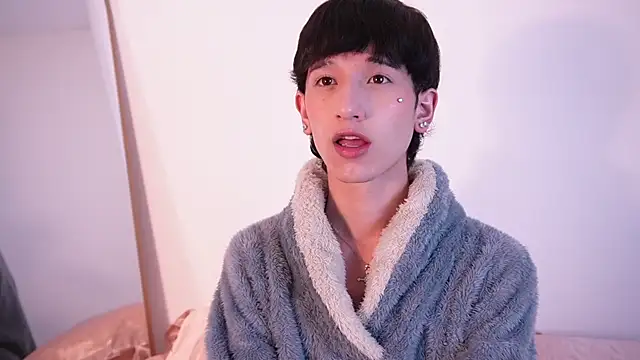 suki dolll online show from July 13, 11:06 pm