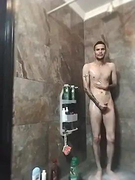 Rubenhot12345 online show from August 6, 8:26 pm