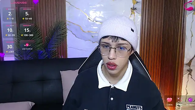 Martin tay online show from July 28, 6:42 pm