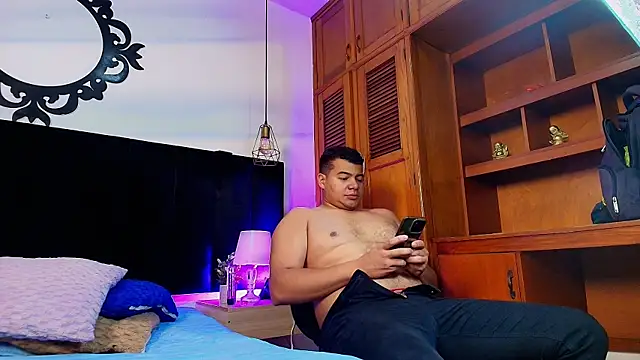 liiam life online show from July 23, 11:51 am