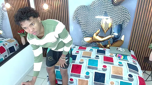 AlessandroBlack  online show from July 22, 7:39 pm