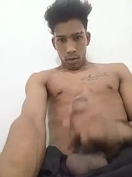 hotcesar69 online show from July 26, 3:47 am