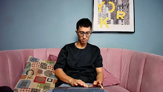 Keny Romero online show from July 28, 4:39 pm