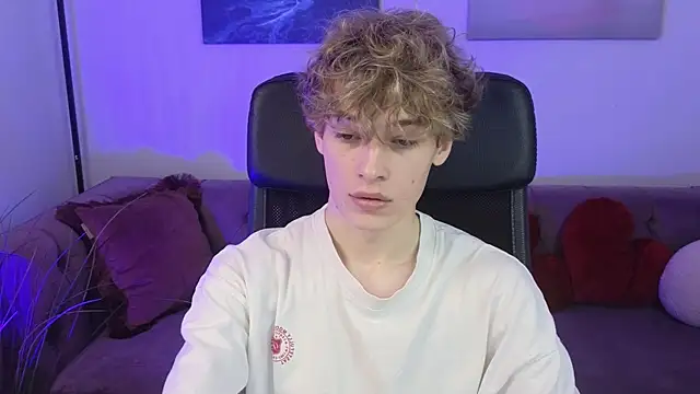 kevingarsiaa online show from July 25, 8:27 pm