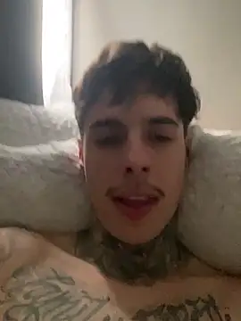 dylan wolf online show from July 29, 12:37 pm
