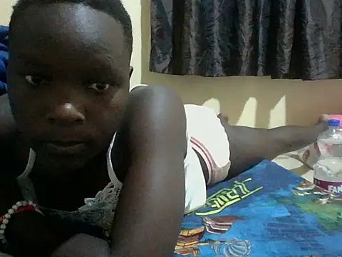 Cute lattifa online show from July 24, 2:09 am