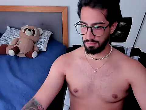 Thiagox2002 online show from July 28, 7:39 pm