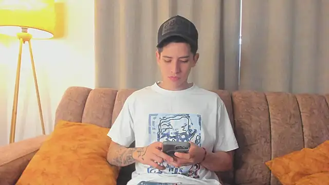 Steven Saenz online show from August 4, 2:43 pm