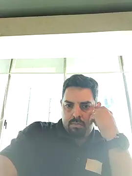 robredoj online show from March 11, 4:47 pm