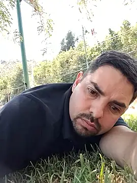 robredoj online show from February 20, 5:48 pm