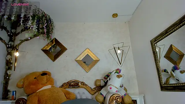 HungLatinoFemboy online show from July 28, 8:01 pm