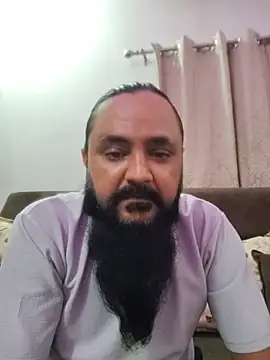 Rriikk83 online show from August 6, 5:30 pm