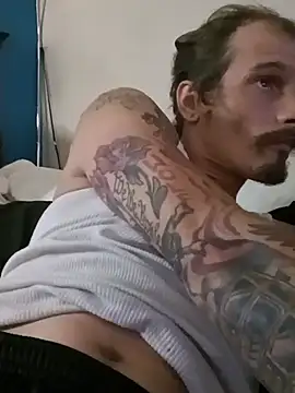Wildfreakxxwolf online show from August 3, 12:09 am