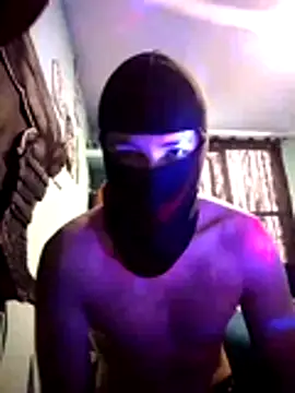 Frxcho 09 online show from August 4, 1:05 pm