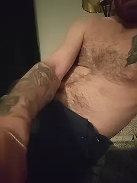 Bearded Daddy321 online show from August 9, 11:43 pm