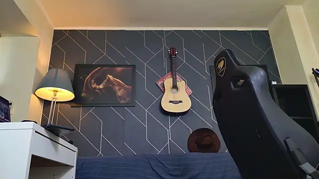 ChrisKox online show from November 13, 7:46 am