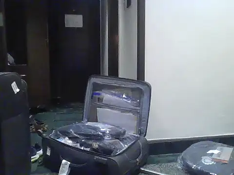 rarindam17 online show from February 17, 1:32 pm