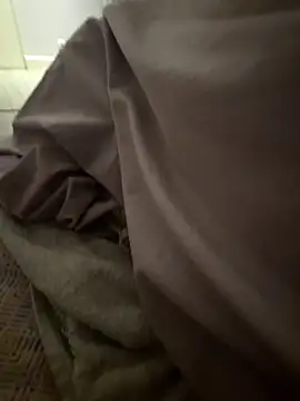 alexandreeeeeeeeee online show from April 7, 8:31 pm